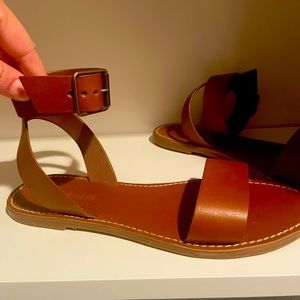 Madewell brand new never worn sandals!
